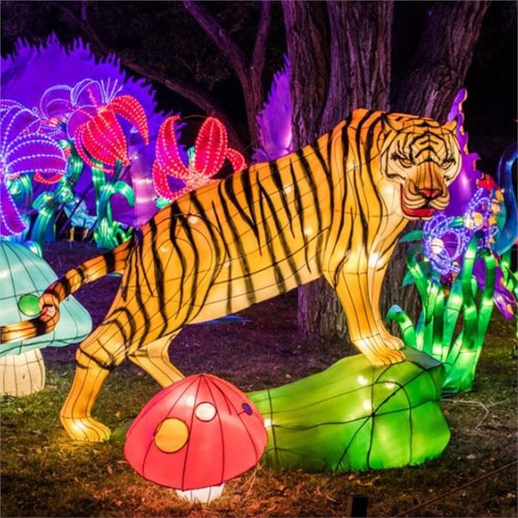 Festival Decoration Electric Chinese Silk Animal Lantern Show